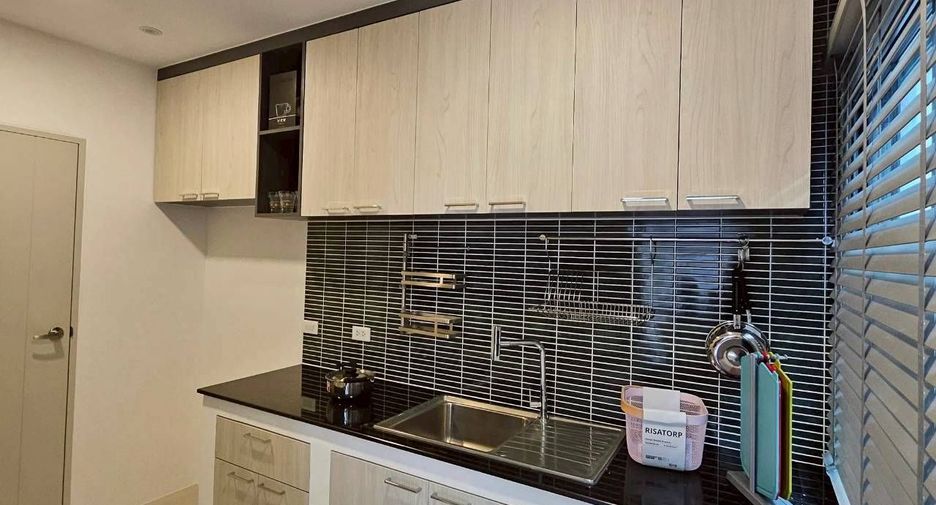 For rent 4 bedrooms apartment in Bang Phli, Samut Prakan