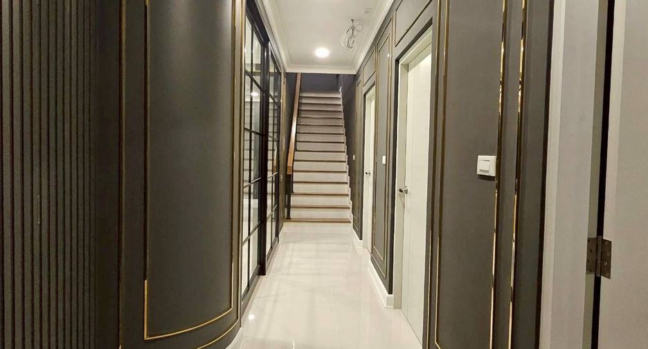 For rent 4 bedrooms apartment in Bang Phli, Samut Prakan