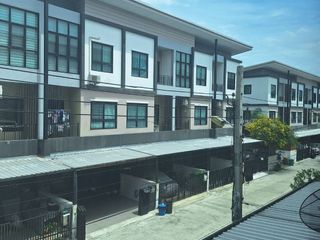 出租 3 卧室 联排别墅 在 Mueang Samut Prakan, Samut Prakan