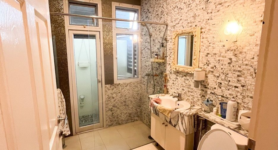 À louer 4 chambres maison à Bang Phli, Samut Prakan