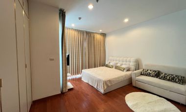 For rent studio condo in Pathum Wan, Bangkok