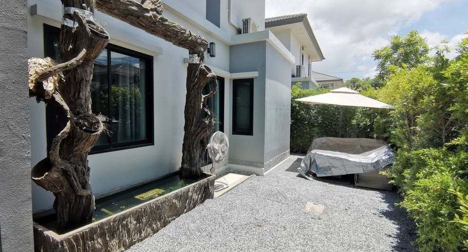 Casa en alquiler de 3 habitaciones en Bang Bo, Samut Prakan