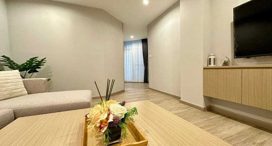 Apartment zur Miete mit 3 Zimmer in Watthana, Bangkok