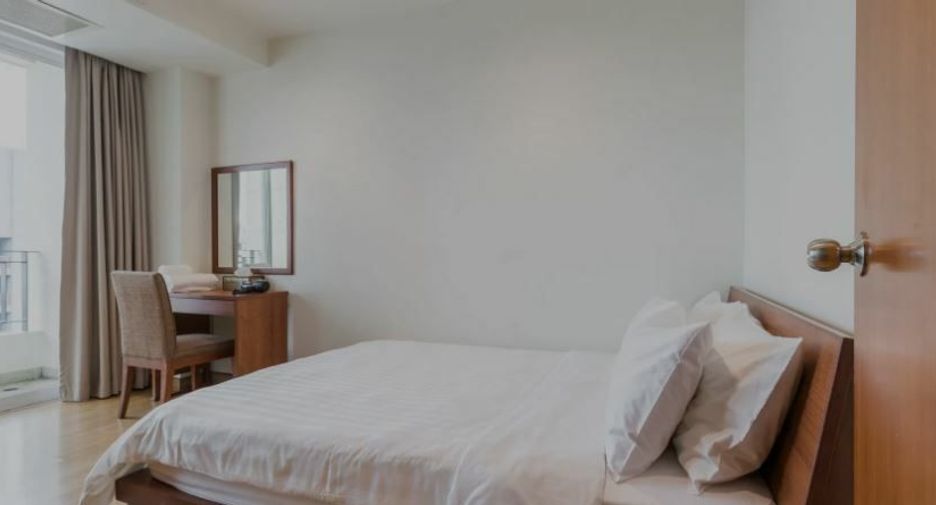 For rent 2 bedrooms apartment in Phaya Thai, Bangkok