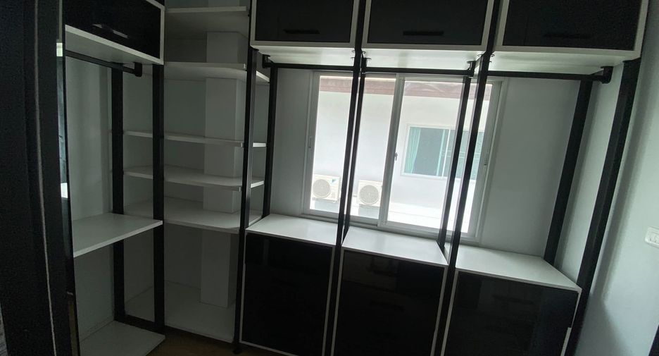 For sale and for rent 3 bedrooms house in Prawet, Bangkok