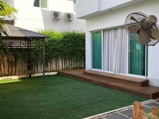 À vendre et à louer 3 chambres maison à Prawet, Bangkok