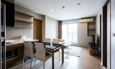 Wohnung zur Miete mit 2 Zimmer in Phra Khanong, Bangkok