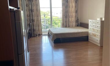 Wohnung zur Miete mit 1 Zimmer in Dusit, Bangkok