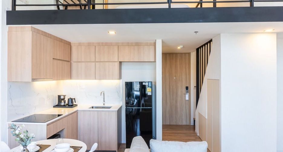 Wohnung zur Miete mit 2 Zimmer in Khlong Toei, Bangkok