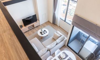 For rent 2 bedrooms condo in Khlong Toei, Bangkok