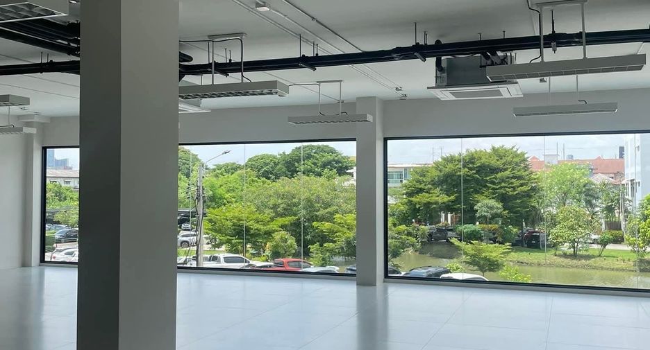 For rent office in Suan Luang, Bangkok