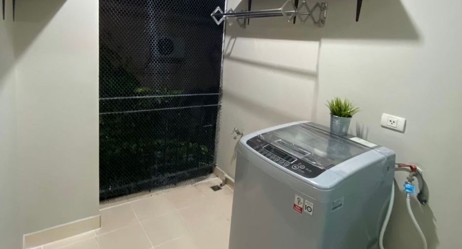 For rent 1 bed condo in Huai Khwang, Bangkok