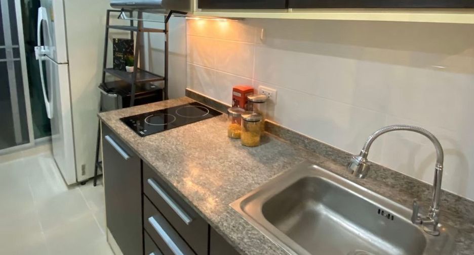 For rent 1 bed condo in Huai Khwang, Bangkok