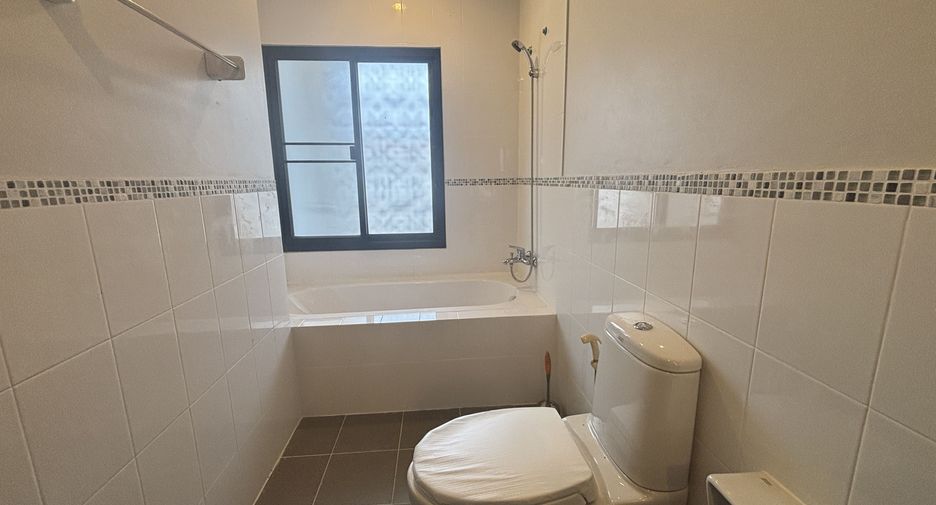 À vendre 3 chambres maison de ville à Mueang Phuket, Phuket