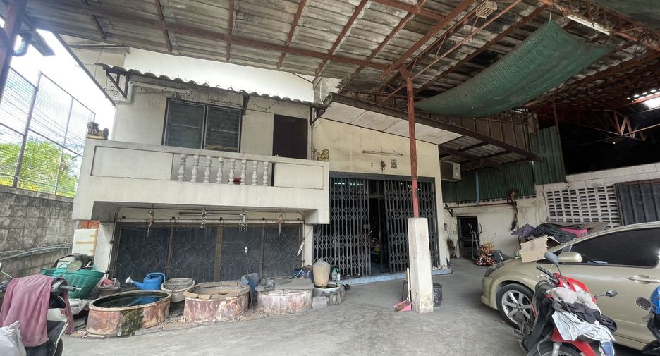 For sale 5 bedrooms house in Prawet, Bangkok