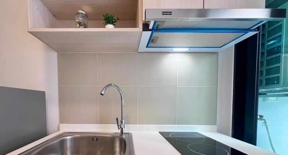 For rent 1 bed condo in Wang Thonglang, Bangkok