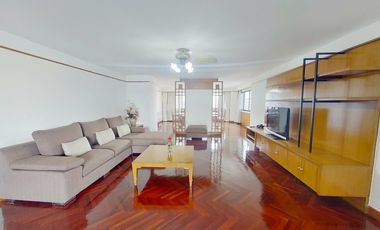 For rent 3 bedrooms condo in Watthana, Bangkok