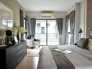 For sale 4 bedrooms house in Nong Khaem, Bangkok