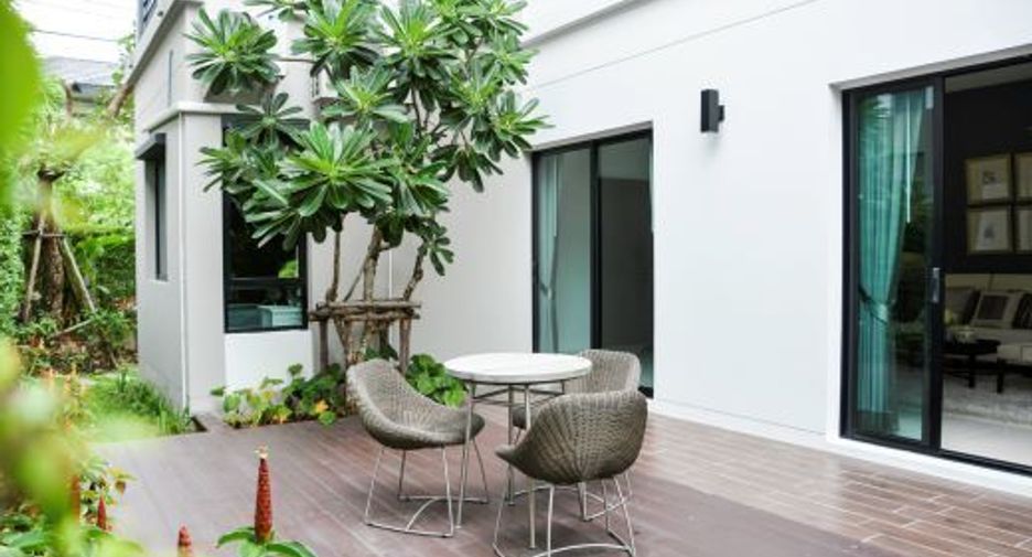 Casa en venta de 4 habitaciones en Nong Khaem, Bangkok