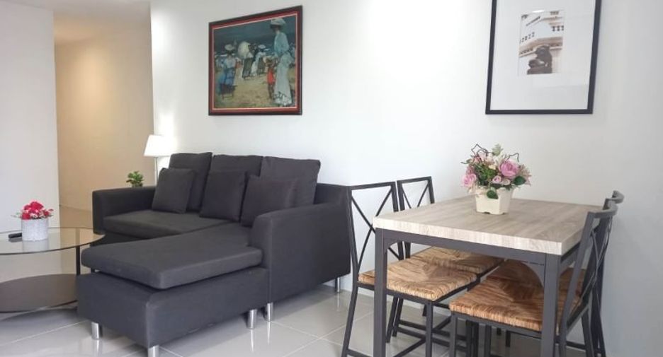 For rent 2 bedrooms condo in Khlong Toei, Bangkok
