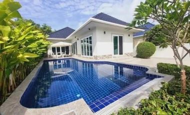 For sale 3 bedrooms villa in Mueang Phuket, Phuket
