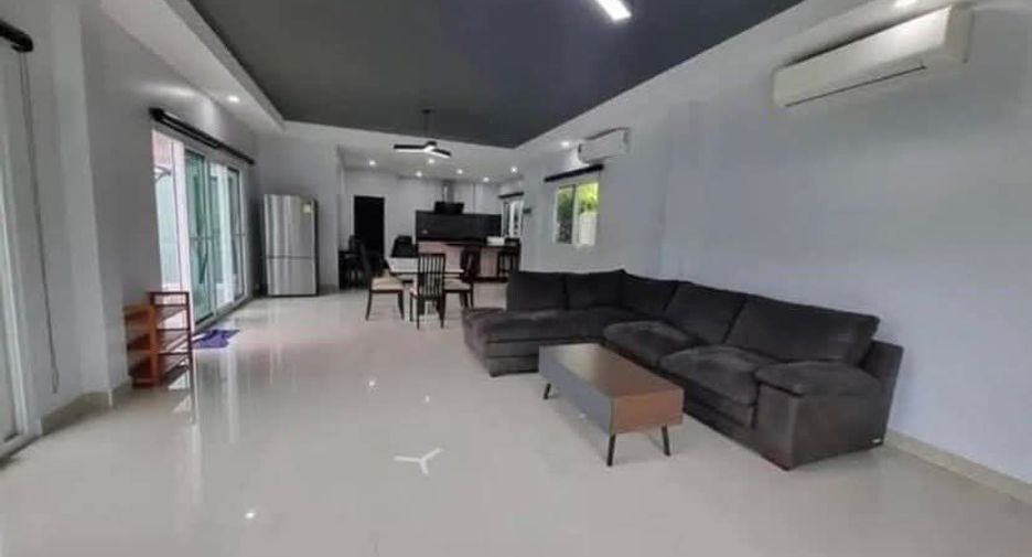 For sale 3 bedrooms villa in Mueang Phuket, Phuket