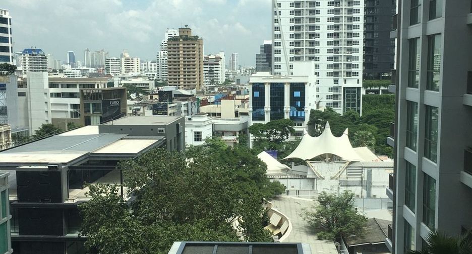 Wohnung zur Miete mit 2 Zimmer in Watthana, Bangkok