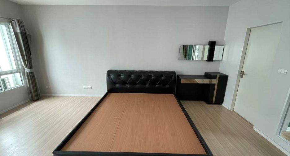 For sale 3 bedrooms townhouse in Bueng Kum, Bangkok
