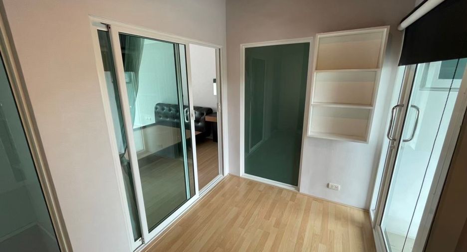 For sale 3 bedrooms townhouse in Bueng Kum, Bangkok