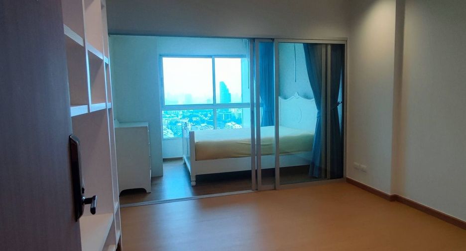 For sale and for rent 1 bed condo in Yan Nawa, Bangkok