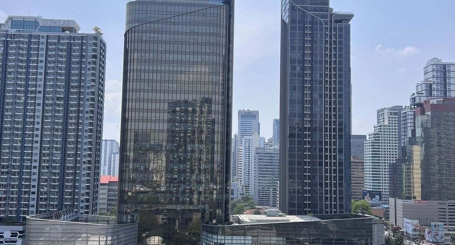 For rent 1 bed condo in Watthana, Bangkok