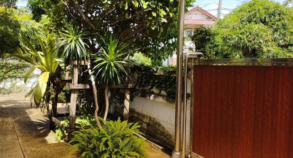 For sale 4 bedrooms house in Min Buri, Bangkok