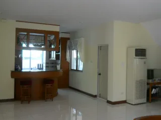 Casa en venta y en alquiler de 4 habitaciones en Bang Bon, Bangkok
