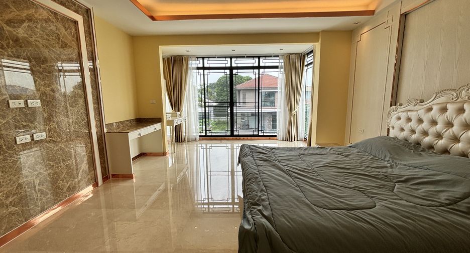 ขาย 4 ห้องนอน บ้านเดี่ยว ใน บางขุนเทียน, กรุงเทพฯ