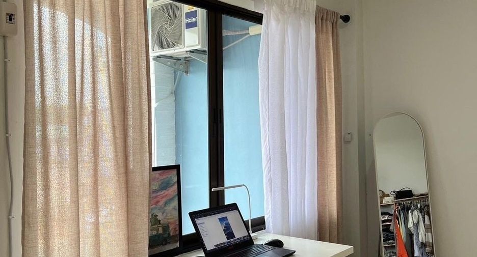 For rent 3 bedrooms townhouse in Thalang, Phuket