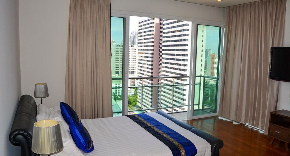 For sale 2 bedrooms condo in Watthana, Bangkok
