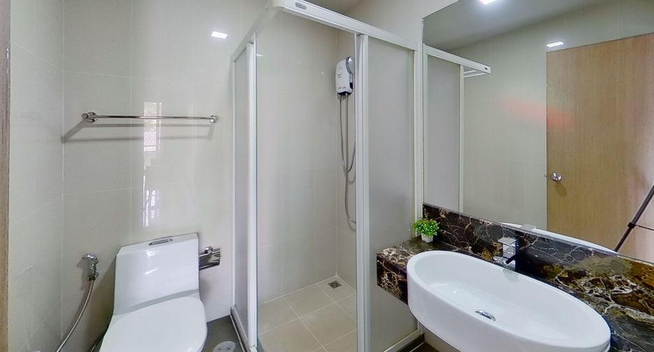À louer 2 chambres condo à Khlong Toei, Bangkok