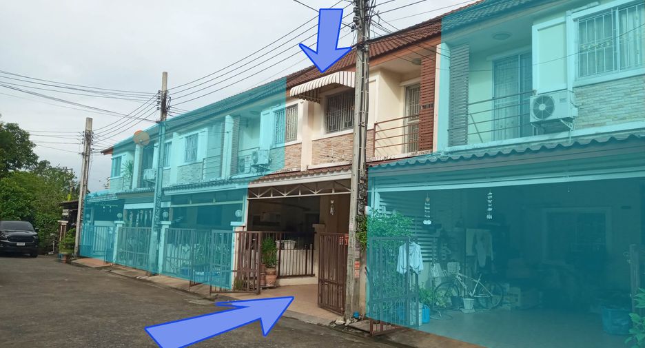 For sale 3 bedrooms townhouse in Bang Khen, Bangkok