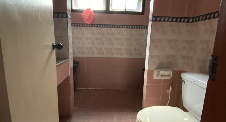 Haus zum Kauf mit 3 Zimmer in Min Buri, Bangkok