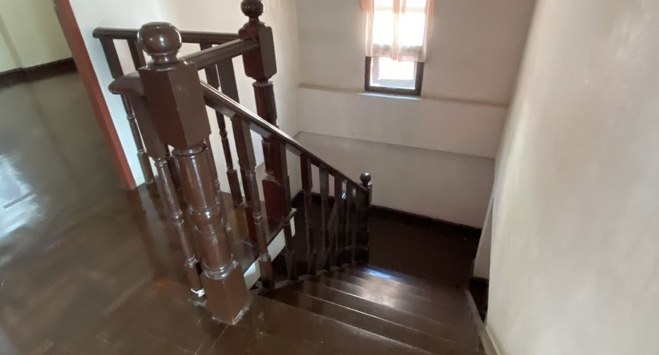 Haus zum Kauf mit 3 Zimmer in Min Buri, Bangkok