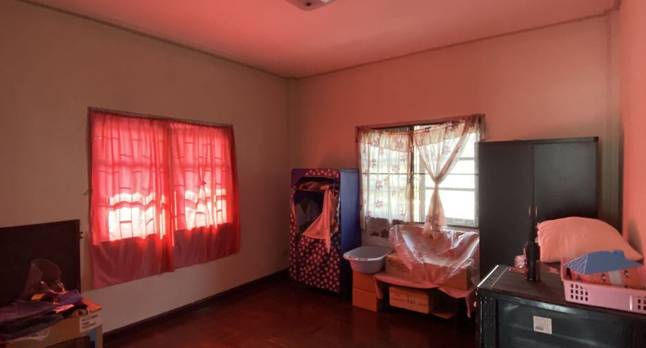 Haus zum Kauf mit 3 Zimmer in Min Buri, Bangkok
