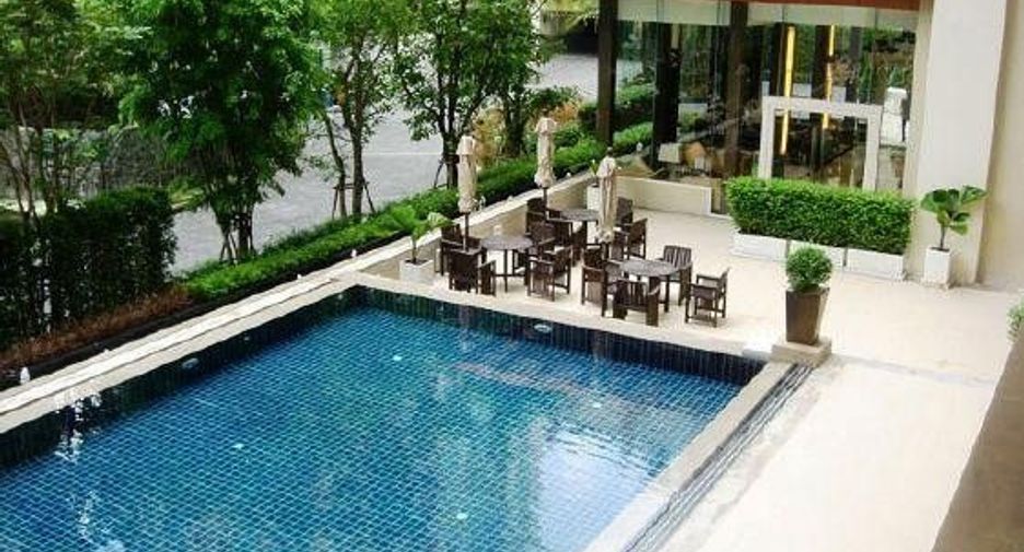 À louer 2 chambres condo à Pathum Wan, Bangkok