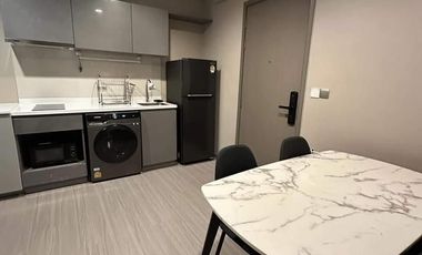 Wohnung zur Miete mit 1 Zimmer in Huai Khwang, Bangkok