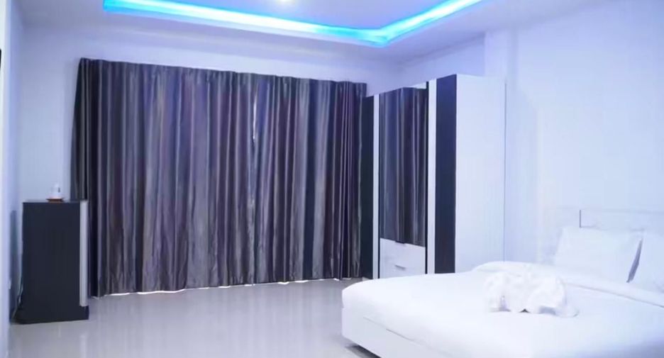 For sale 14 bedrooms retail Space in Mueang Phuket, Phuket