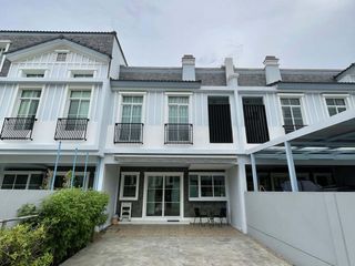 For rent 3 bedrooms townhouse in Prawet, Bangkok