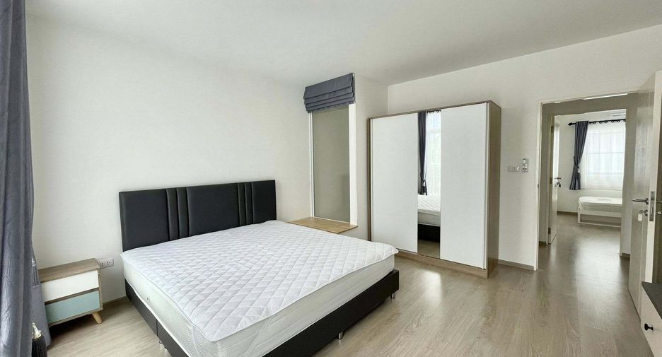 For rent 3 bedrooms townhouse in Prawet, Bangkok