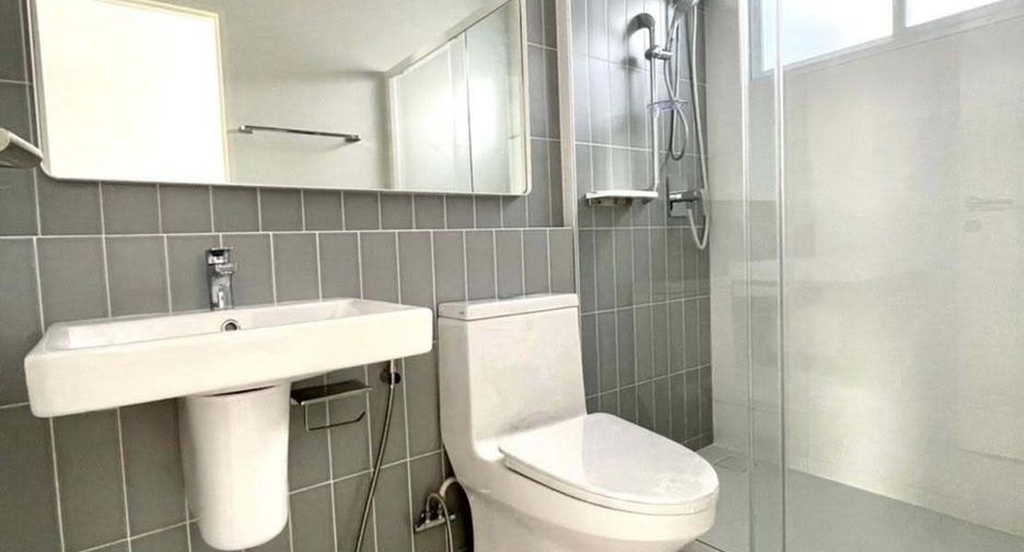 For rent 3 bedrooms townhouse in Prawet, Bangkok