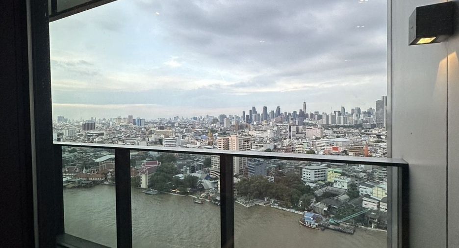 For rent 2 bedrooms condo in Khlong San, Bangkok