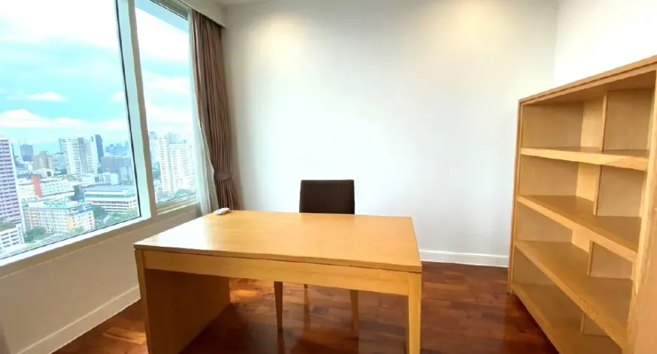 À louer 2 chambres condo à Watthana, Bangkok