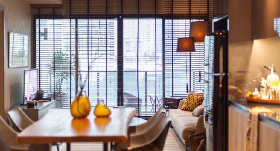 For rent 2 bedrooms condo in Watthana, Bangkok